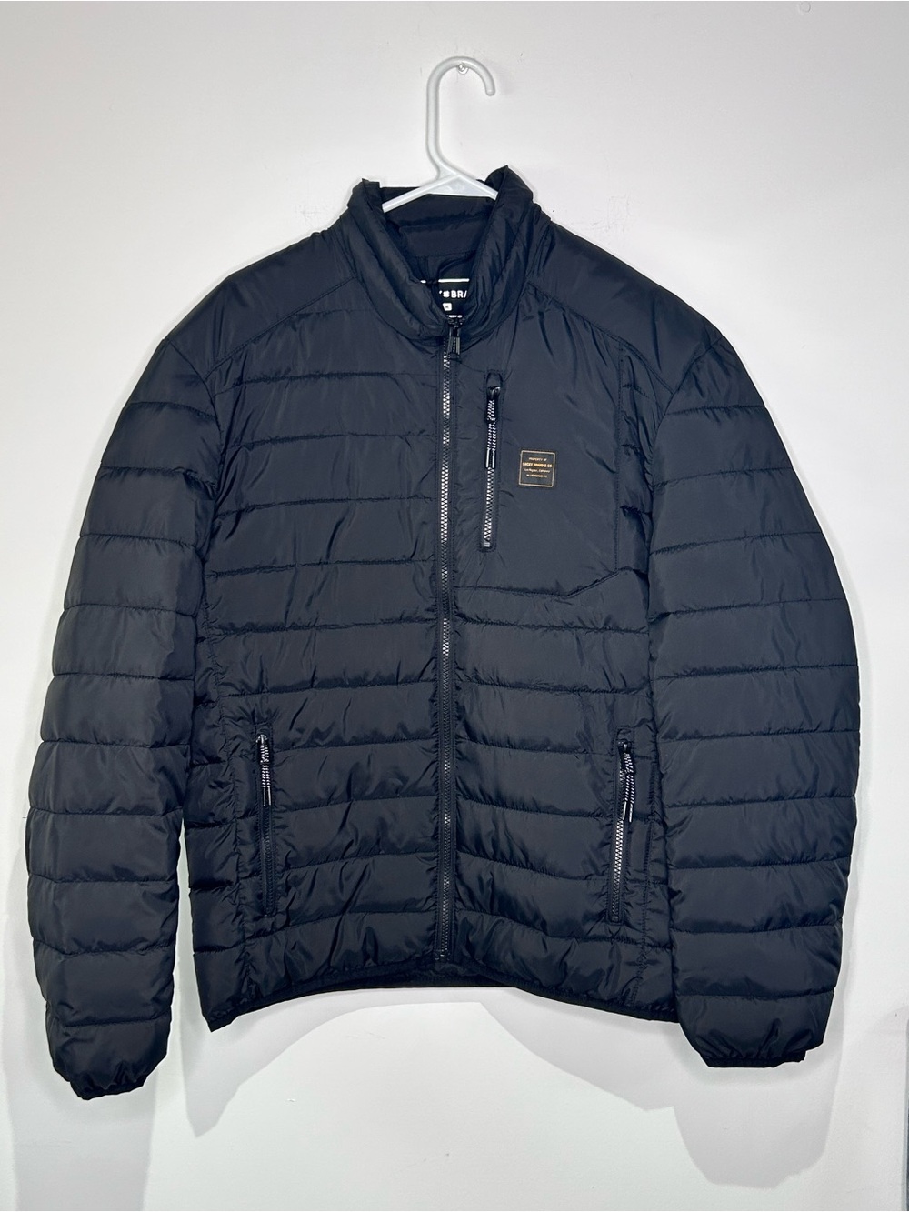Lucky Brand Men’s Medium Black Packable Puffer Jacket Sustainable Insulated coat